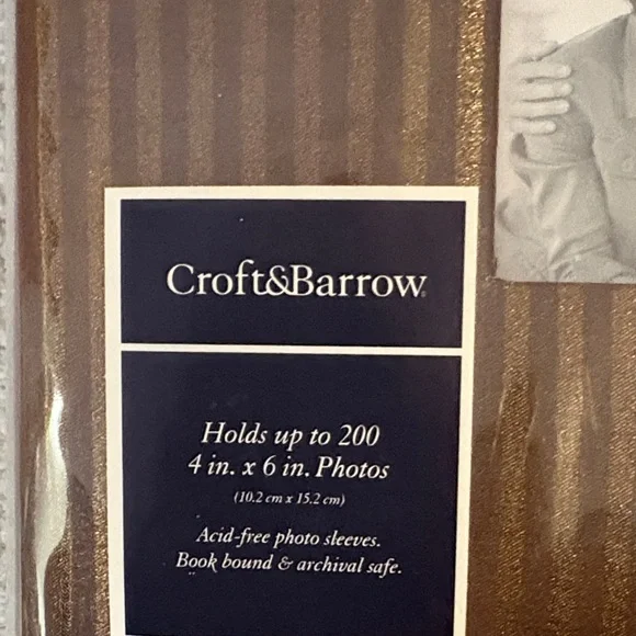 Croft & Barrow picture album - Picture 2 of 2